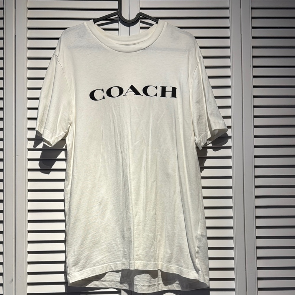 🖤Coach White T-Shirt🖤